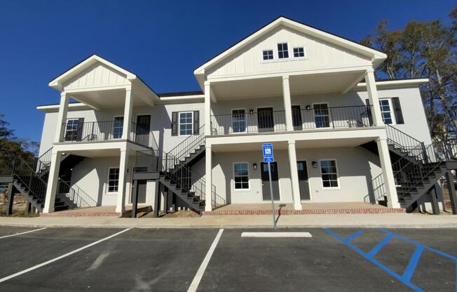 233 S MAIN ST