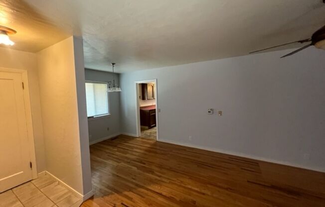 2 beds, 1 bath, $1,995