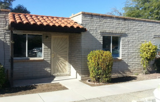3646 E BLACKLIDGE