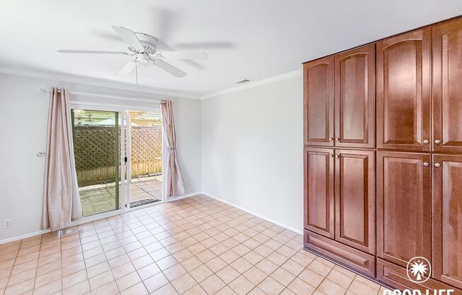 Serene 2BD/2BA End Unit Condo in Carmel Valley with Community Pool & Detached Garage