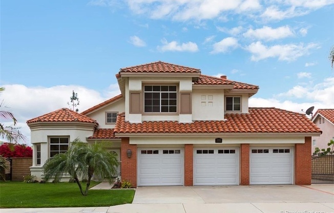 Executive Home in Yorba Linda features 4 bedrooms and 3 bathrooms