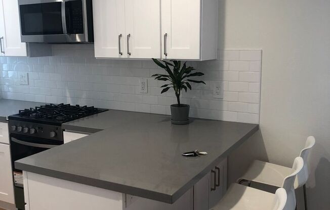 2060 San Antonio Ave