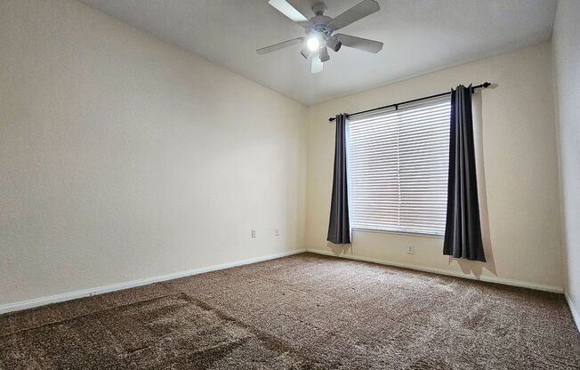 2 beds, 2 baths, $1,450, Unit # 1211