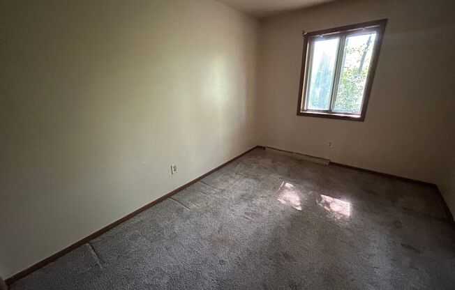 40 Bluemound Ct
