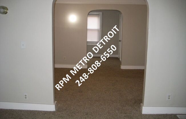 3 beds, 1 bath, $1,450, Unit (OM)