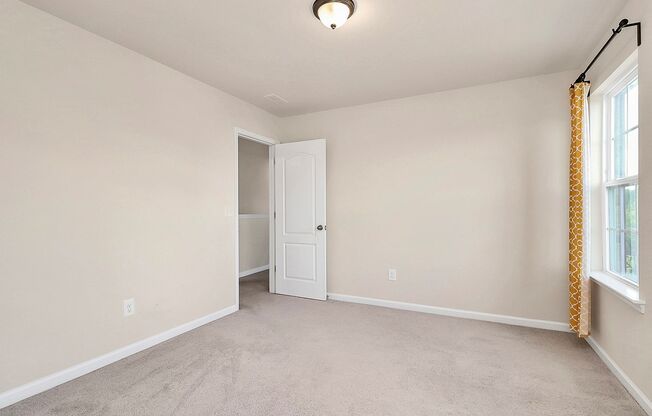 4 beds, 2.5 baths, $2,795