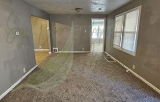 3 beds, 1 bath, $1,250