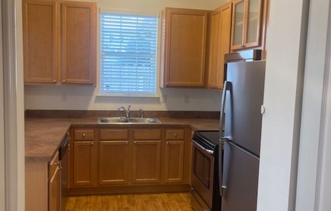 2 beds, 2.5 baths, $2,300