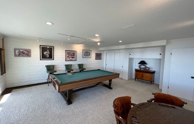 3 beds, 3 baths, 3,104 sqft, $9,995, Unit 1034 Via Malibu