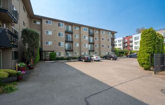 Imperial Crown Manor