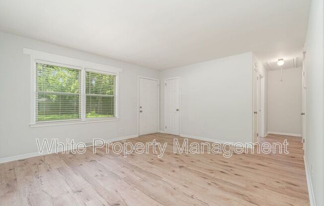 602 CAMROSE DR