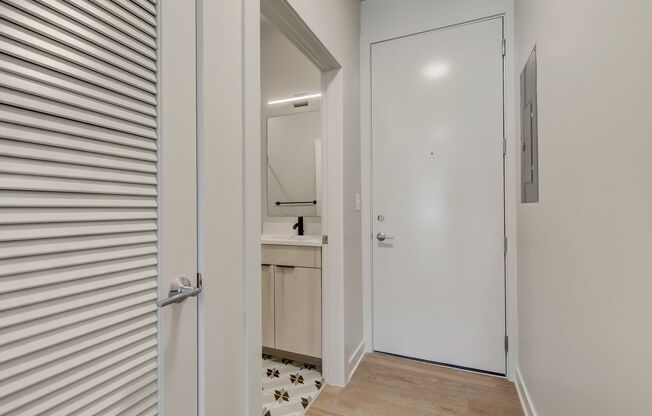 1 bed, 1 bath, 500 sqft, $1,350, Unit 306