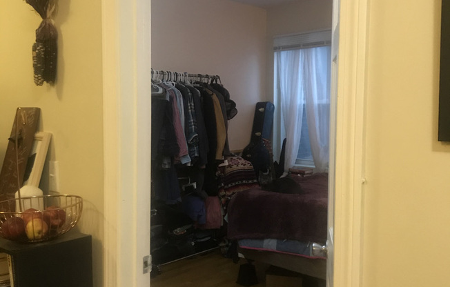 1 bed, 1 bath, $2,500, Unit 10