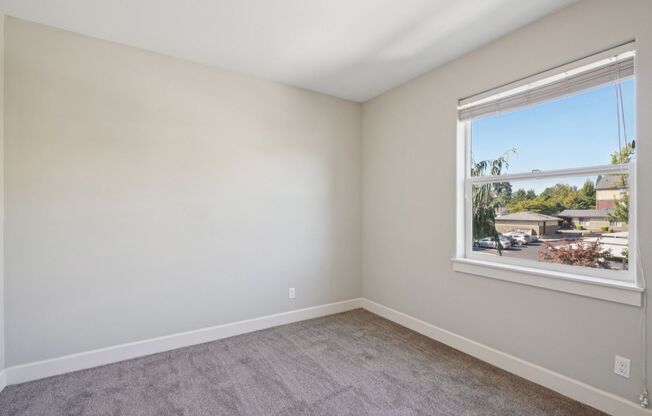 2 beds, 2 baths, 966 sqft, $1,795, Unit 302