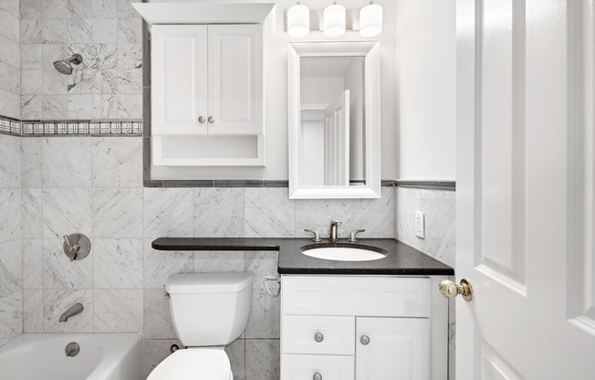 2 beds, 2 baths, 1,027 sqft, $5,200, Unit 201