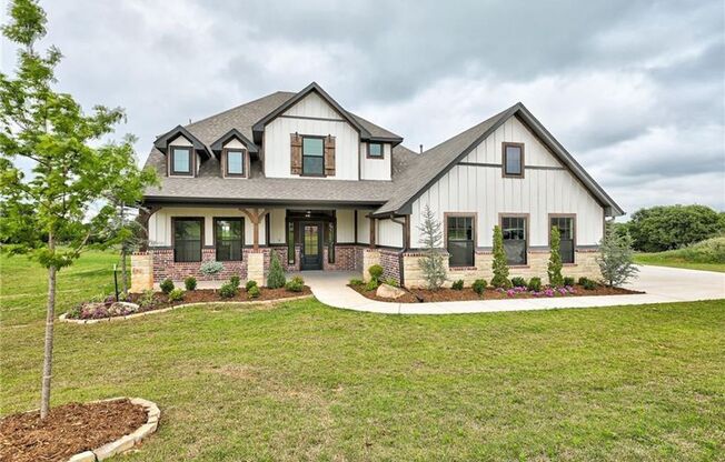 **Stunning 4 Bed, 4 Bath in Edmond Schools