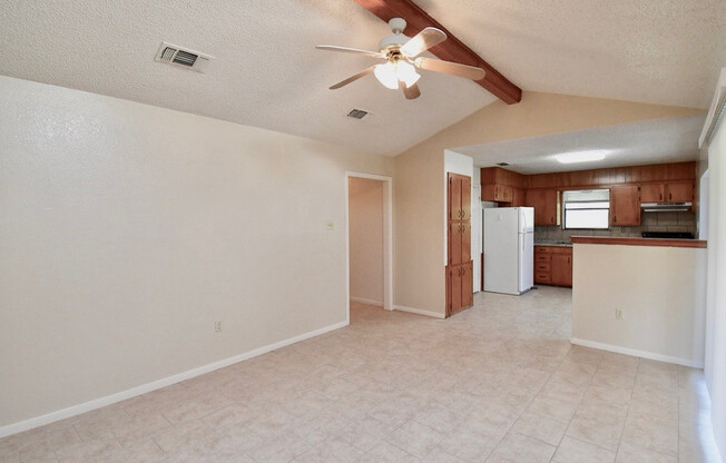 2 WEEKS FREE RENT!!! Charming 3 Bedroom 1.75 Bath, 1 Car Garage, 1 Carport Home In Copperas Cove!