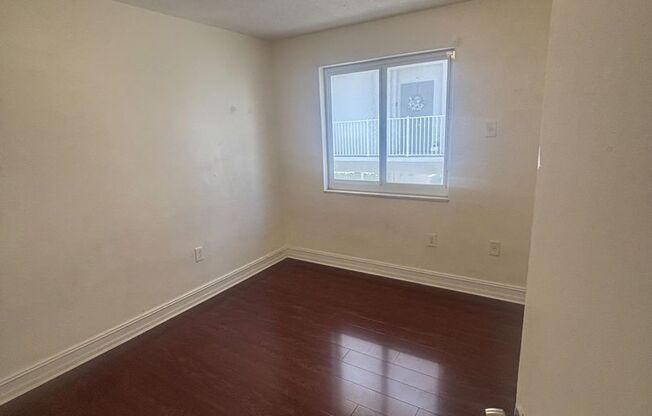 2 beds, 1 bath, 750 sqft, $2,050, Unit #4