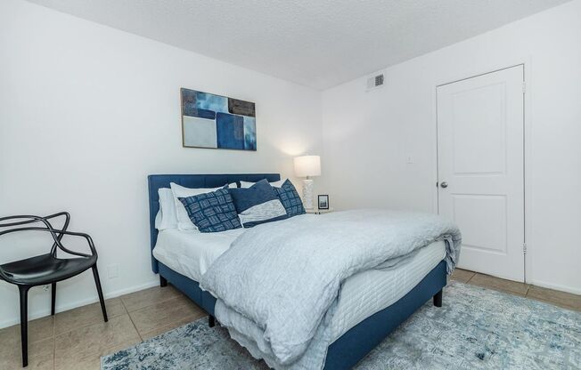 1 bed, 1 bath, 672 sqft, $1,049, Unit 232