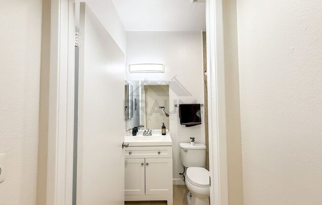 2 beds, 2 baths, 1,000 sqft, $2,350, Unit UNIT 210