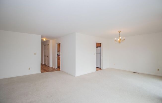 Spacious 3 Bed/2 Bath Flat with Stunning City Views | AMSI | Alexandr Metlinski