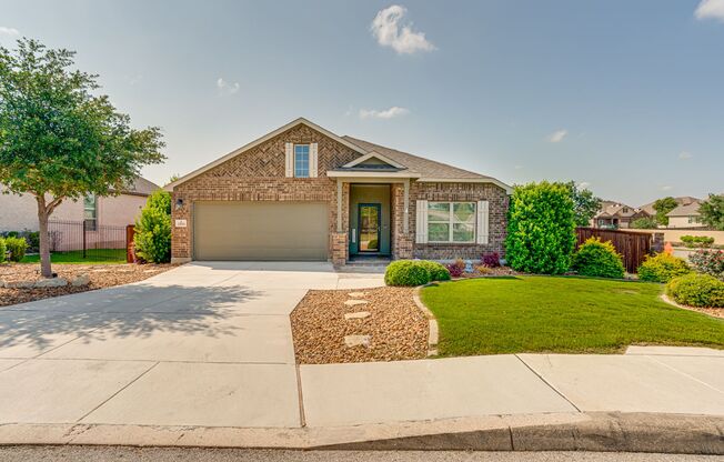 Stunning like new single story 4 bedroom 3 bath home!
