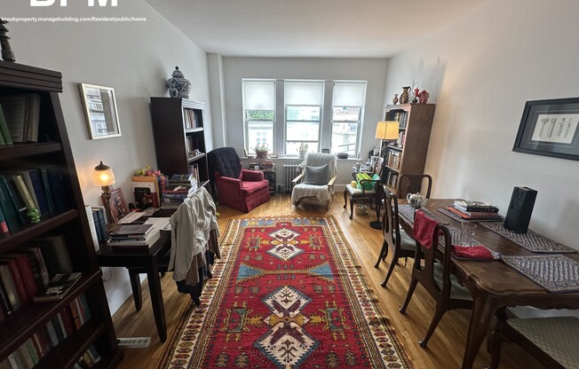 2 beds, 1 bath, $2,900, Unit 12