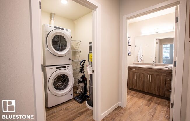 1 bed, 1 bath, 661 sqft, $1,795, Unit 208