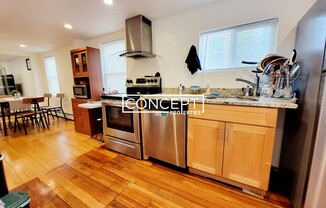 10 SALEM ST