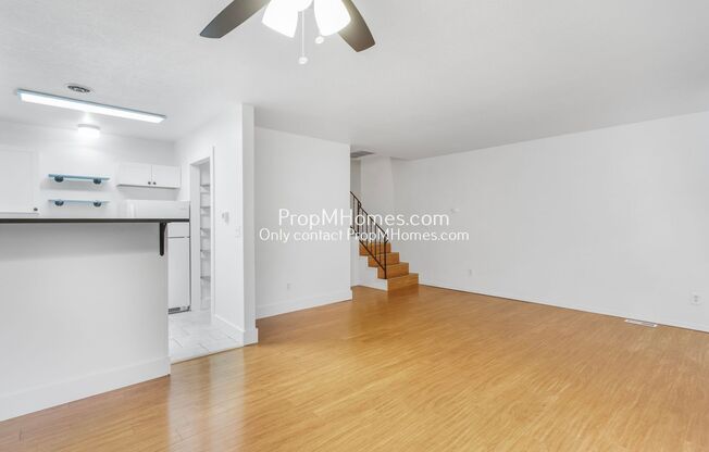 Charming 2 Bedroom in the Highland Neighborhood!