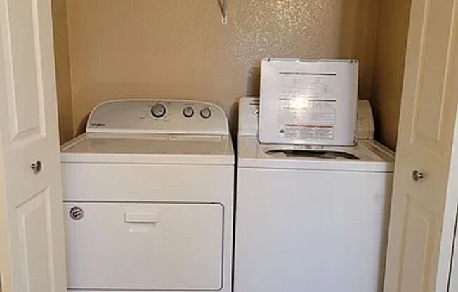 1 bed, 1 bath, $1,175, Unit # 121