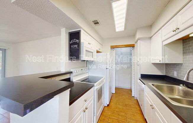 1 bed, 1 bath, 770 sqft, $1,195, Unit 234
