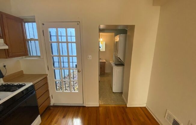 A charming two bedroom one and one half  bath row house located just off New Jersey Ave in the Shaw Neighborhood!