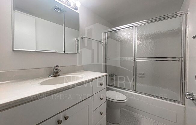 2 beds, 2 baths, 940 sqft, $1,395, Unit TH 907