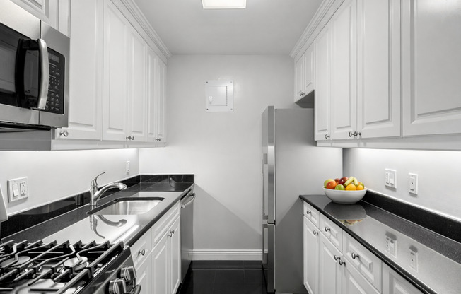 1 bed, 1 bath, 617 sqft, $5,200, Unit 815