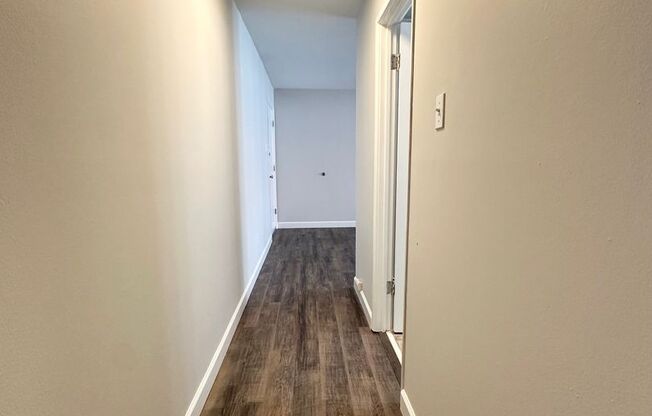 1 bed, 1 bath, 800 sqft, $925, Unit 4117-1E