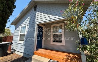 Updated Cottage - Downtown Roseville - 1 Bed, 1 Bath - Private Yard!