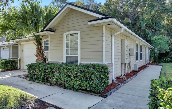 3 bedroom/ 2 bathroom condo in gated Southern Bridge in ST Johns!