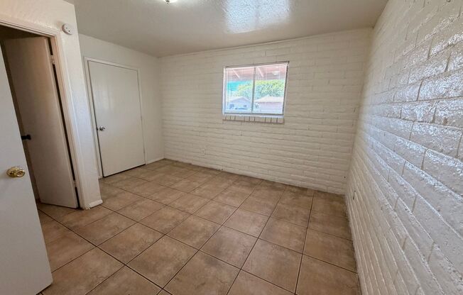 1 bed, 1 bath, 570 sqft, $899, Unit 16621-51