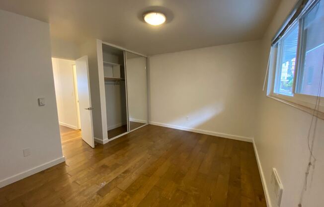 412 Bellevue Ave East