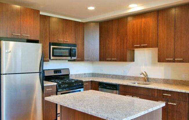 2 beds, 2 baths, 1,748 sqft, $3,400, Unit 101