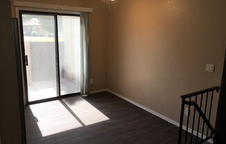 3 beds, 2 baths, $1,895, Unit Unit# 143