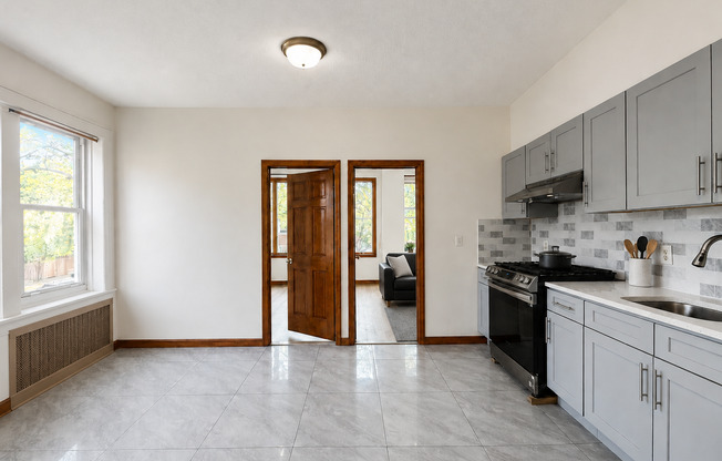 7708 6 AVE