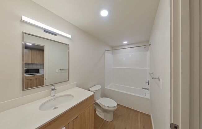 1 bed, 1 bath, 419 sqft, $1,590, Unit 105