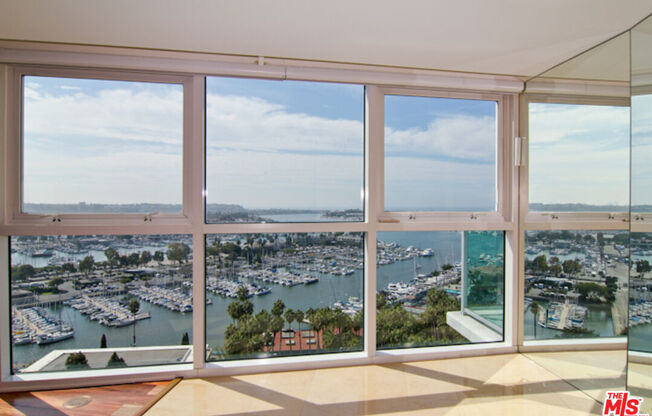 2 beds, 2.5 baths, 2,075 sqft, $10,000, Unit 1709