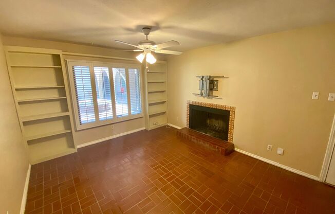 Downtown Austin: 2BD 1.1BA Condo for Lease