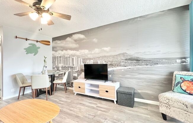 1 bed, 1 bath, $2,300