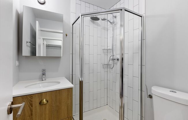 Studio, 1 bath, 238 sqft, $1,495, Unit 406