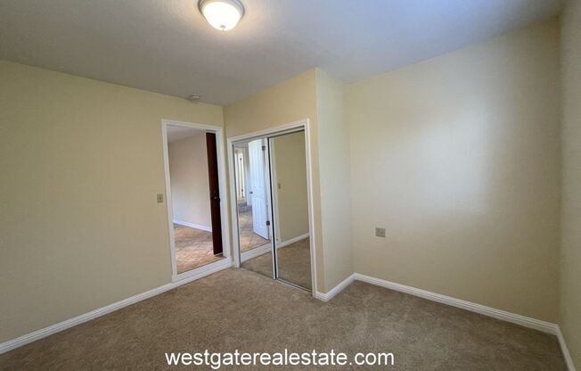 2 beds, 1 bath, $2,400