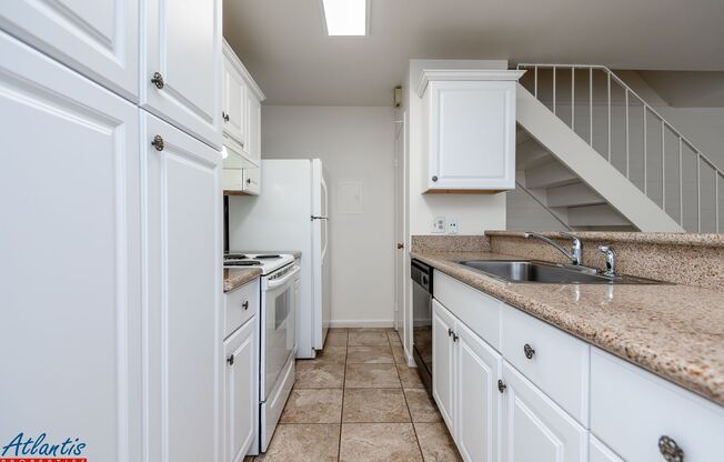 Cambrian Condo | Central A/C | Prime Location